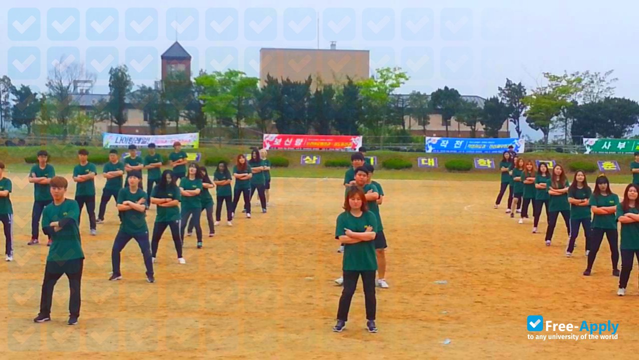 Catholic Sangji College photo #9