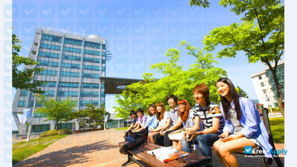 Foto de la Seowon University #5