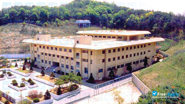 Joong Ang Sungha University photo #6