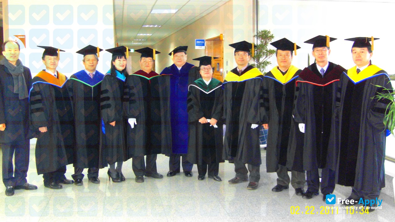 Photo de l’Gangneung-Wonju National University (Kangnung Wonju) #4