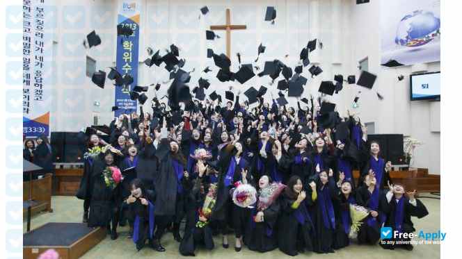 Jesus University (Margaret Pritchard University) фотография №2