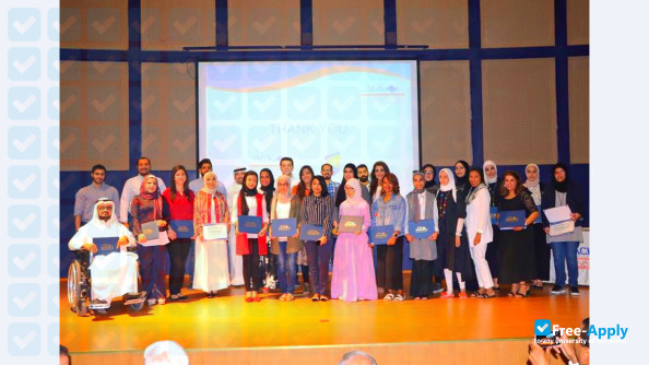 Foto de la Australian College of Kuwait #4