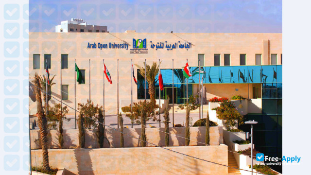 Foto de la Arab Open University Kuwait #10