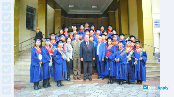 Foto de la Academy of Management under the President of the Kyrgyz Republic #2