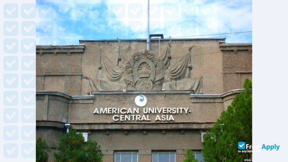 Photo de l’American University of Central Asia #3