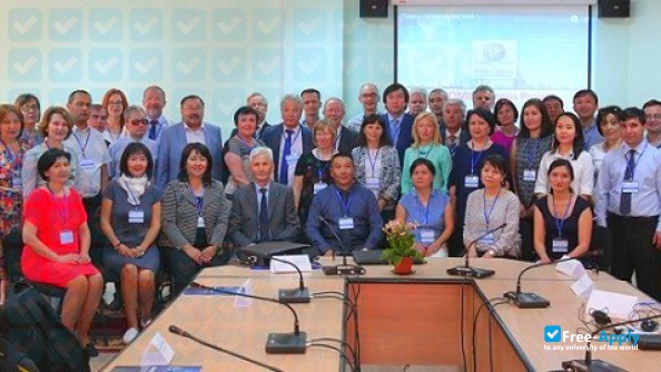 Foto de la Kyrgyz State Technical University #4