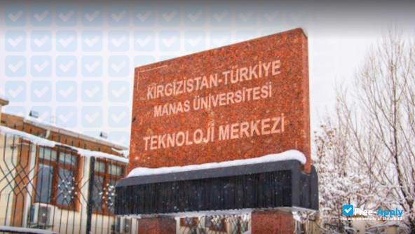 Foto de la Kyrgyz Turkish Manas University #6