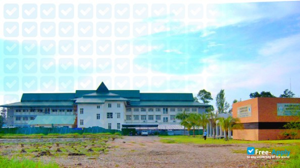 Foto de la University of Health Sciences Lao #3