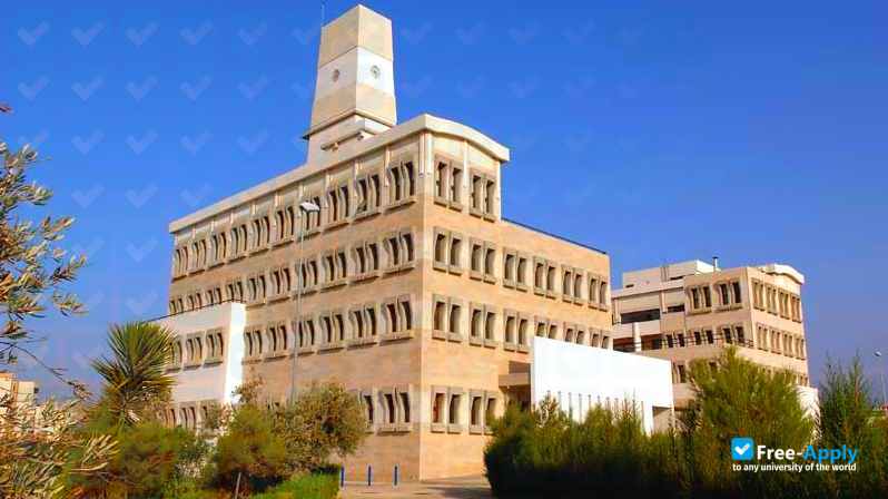 manar university of tripoli majors
