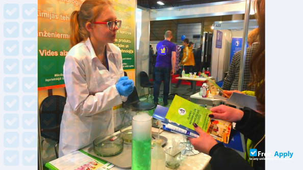 Foto de la Olaine College of Mechanics and Technologies #12