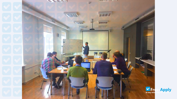 Christian Leadership College фотография №1
