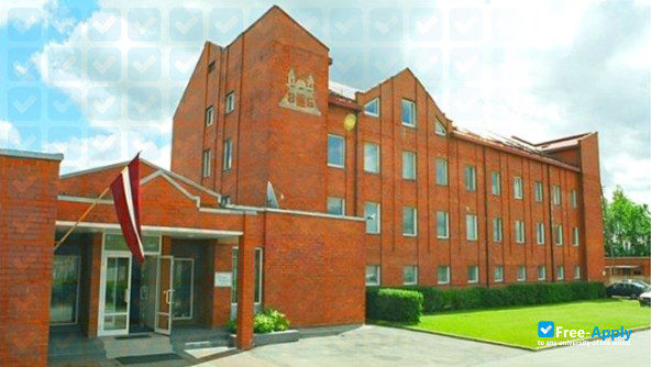 Photo de l’Riga Aeronautical Institute #2