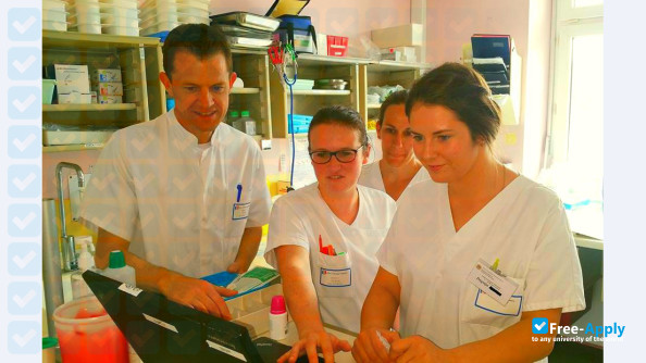 Riga Stradins University Red Cross Medical College photo #3