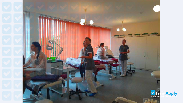 Cosmetology College Starptautiskā photo #13