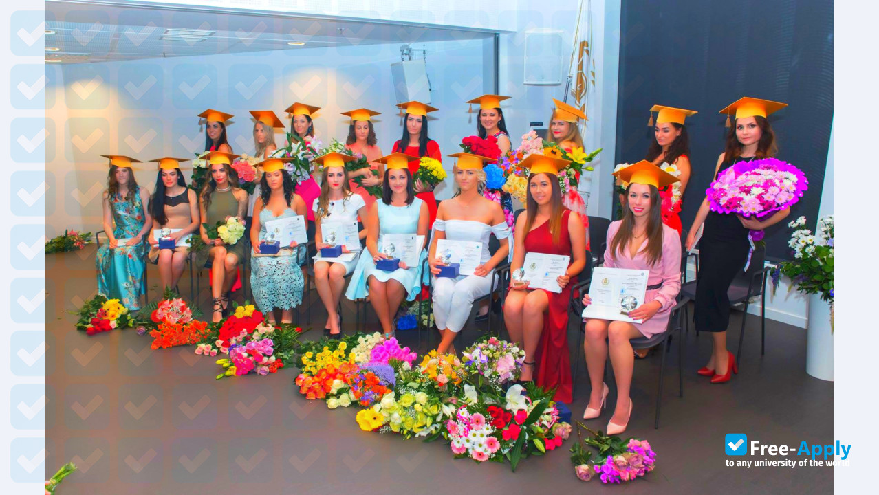 Cosmetology College Starptautiskā photo #6