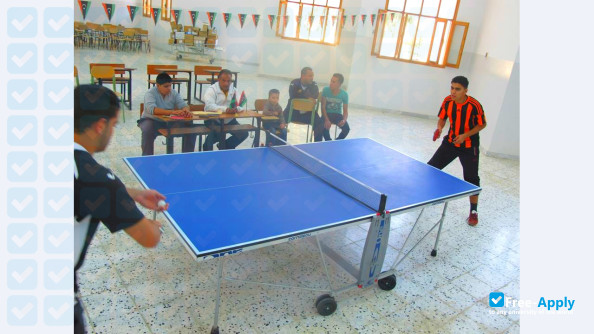 Photo de l’University of Elmergib #5