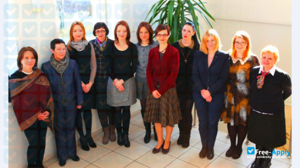 Foto de la European Humanities University #7