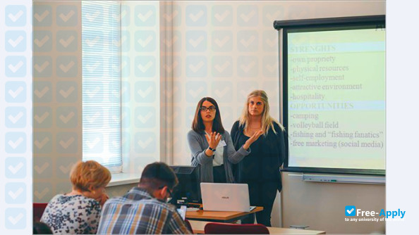 Photo de l’V A Graičiūnas Higher School of Management #3