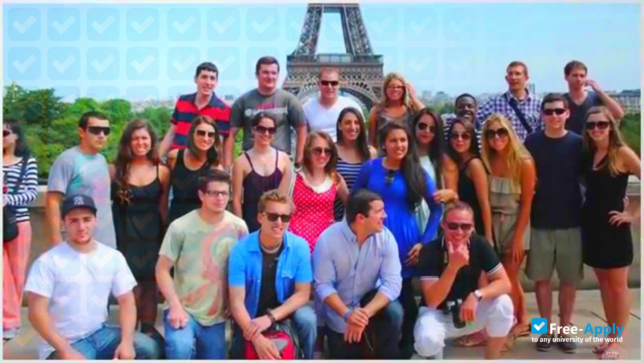 Foto de la Sacred Heart University Luxembourg Branch #6