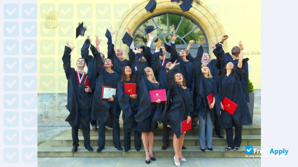 Foto de la Sacred Heart University Luxembourg Branch #7