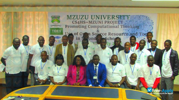 Foto de la Mzuzu University #3