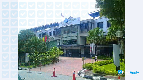Open University Malaysia photo #10