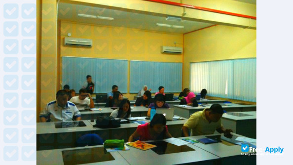 Open University Malaysia photo #2
