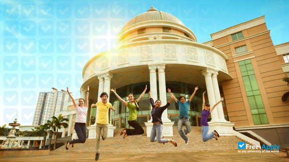 SEGi University photo