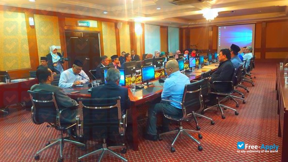 Foto de la Sultan Azlan Shah University #5