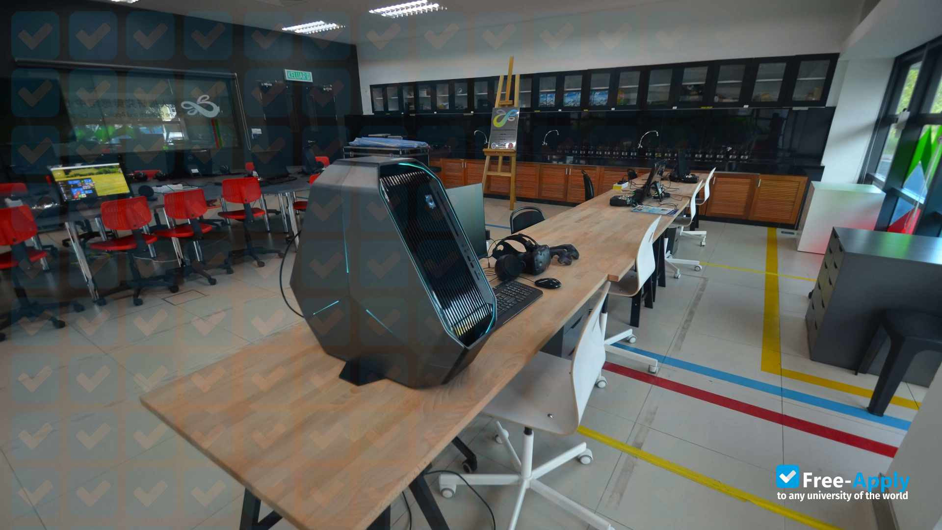 University of Technology Sarawak photo #10