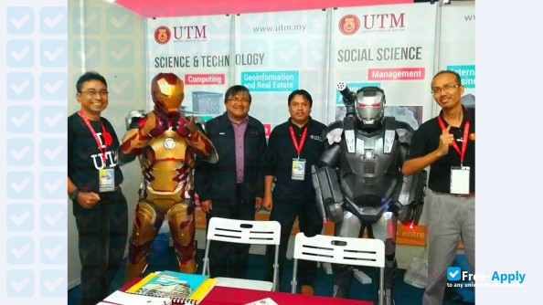 Universiti Teknologi Malaysia photo #10