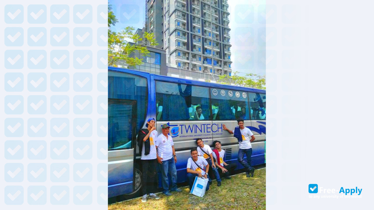Foto de la Twintech International University College of Technology #10