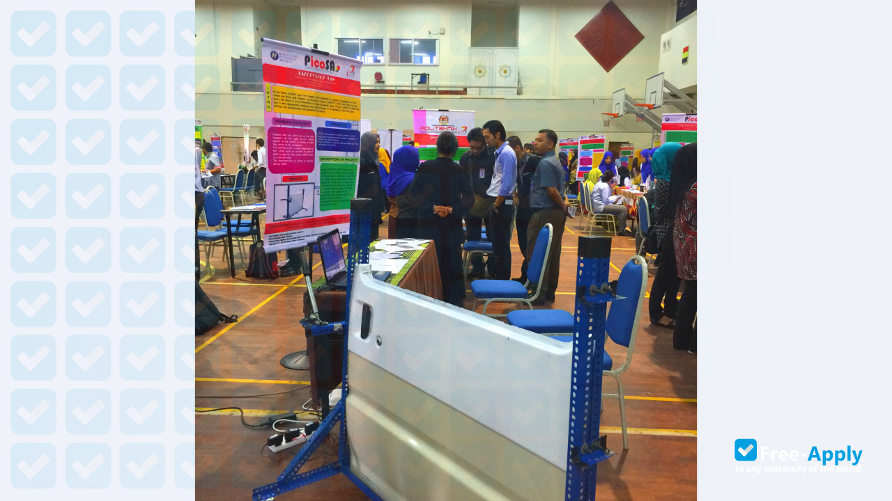 Polytechnic Sultan Salahuddin Abdul Aziz Shah photo #7