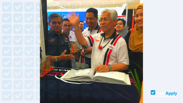 Foto de la Polytechnic Metro Tasek Gelugor #5