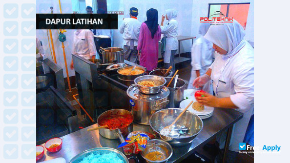 Foto de la Polytechnic Metro Kuantan #11