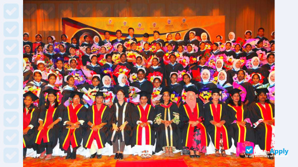 Photo de l’International University College Of Arts and Science #5