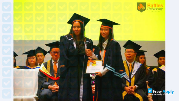 Foto de la Raffles University Iskandar #11