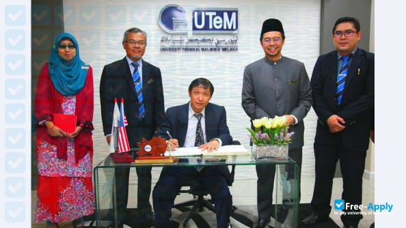 Foto de la Technical University of Malaysia Malacca #3