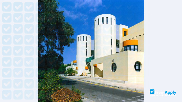 Foto de la University of Malta #6