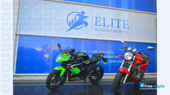 Foto de la Elite Business School #5