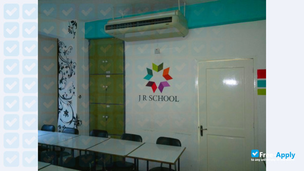 Jhurry Rya School фотография №2