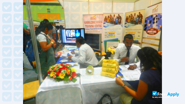 Foto de la Mauritius Institute of Training and Development #2