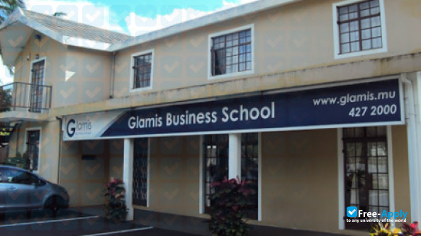 Foto de la Glamis Business School #6