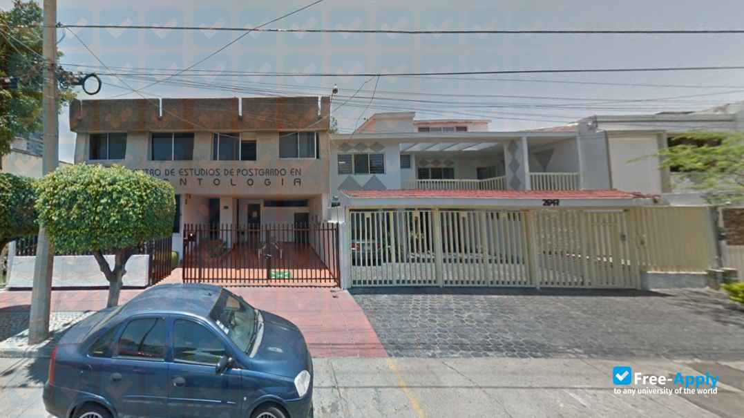 Foto de la Postgraduate Studies Center in Odontology #9