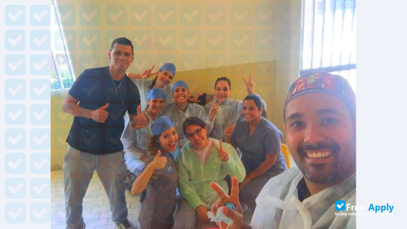 Foto de la Postgraduate Studies Center in Odontology #5