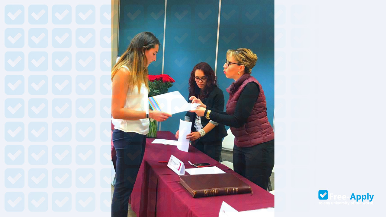 Foto de la Monte Fenix ​​Center for Advanced Studies #8