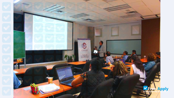 Foto de la Center for Research in Mathematics #13