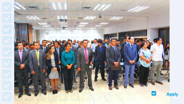 Foto de la Center for Research in Mathematics #5