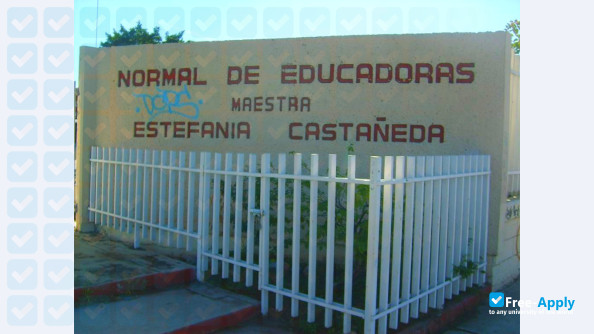 Normal Federal School of Educators Maestra Estefanía Castañeda photo #4