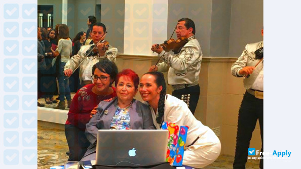 Photo de l’Latin American Center for Orthodontic Studies #4